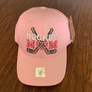 NWT “Hockey Mom” pink baseball cap/hat 100 % cotton Black Eagles ACECAP Trading